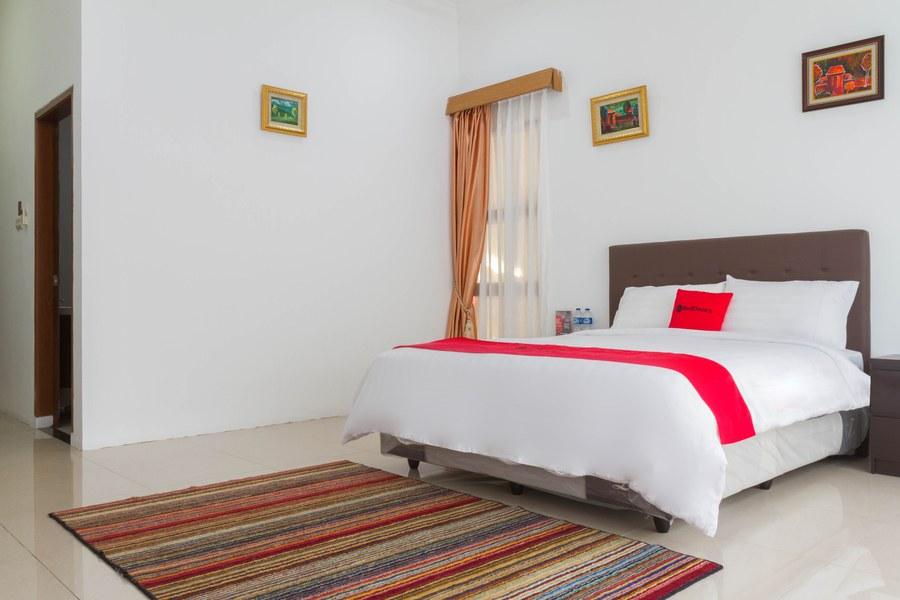 Reddoorz Near Jatinangor Town Square Hotel Exterior photo